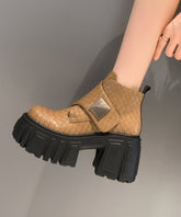 Stilvolle gelbe Stiefeletten aus Rindsleder mit dickem Absatz und Spleiß